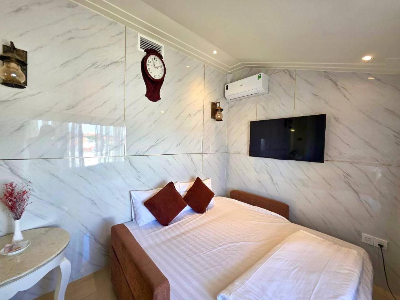 Tulip Hotel 3 Da Lat Eksteriør billede